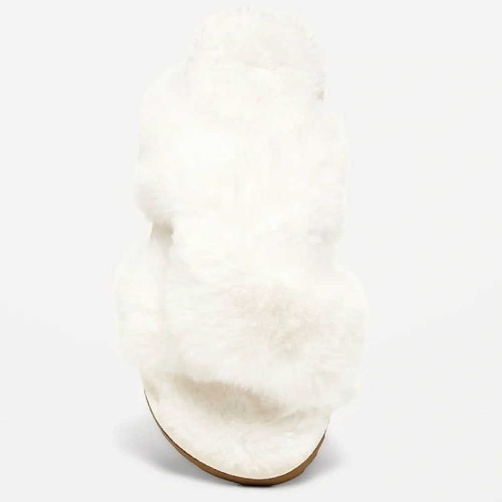 Old Navy Pink Faux Fur Fuzzy Slippers Girls 5/6 NEW